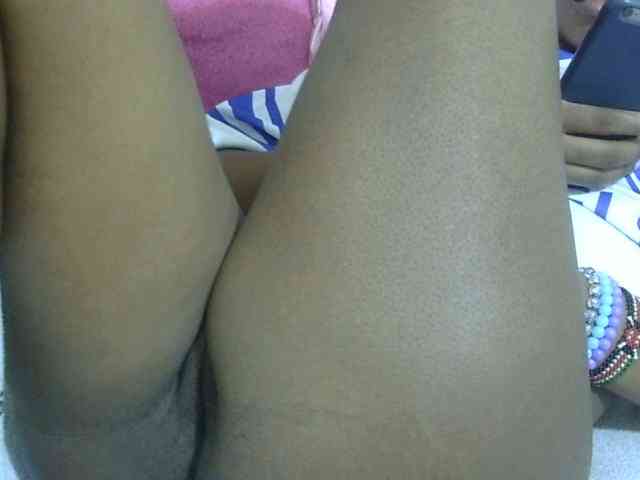 Cuteavril webcam