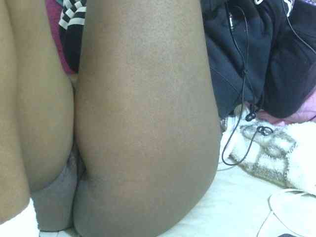 Cuteavril webcam