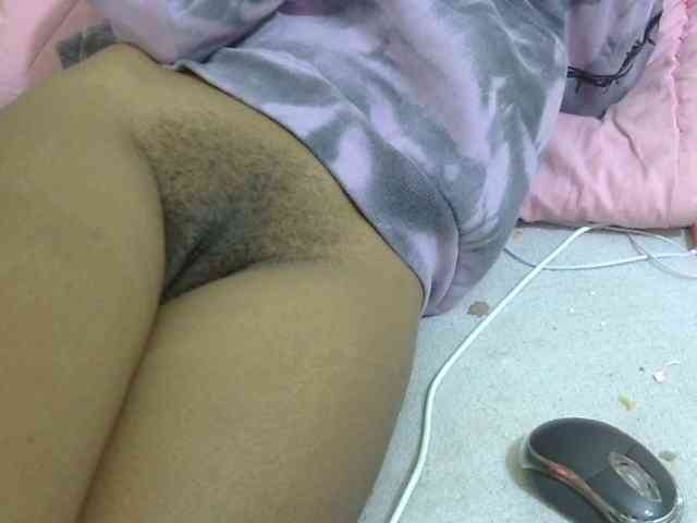 Cuteavril webcam