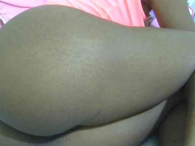 Cuteavril webcam