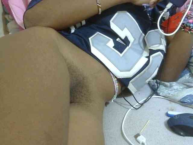 Cuteavril webcam