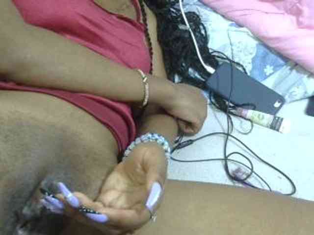 Cuteavril webcam