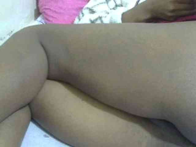 Cuteavril webcam