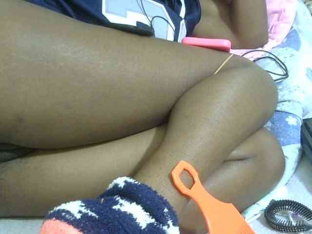 Cuteavril webcam