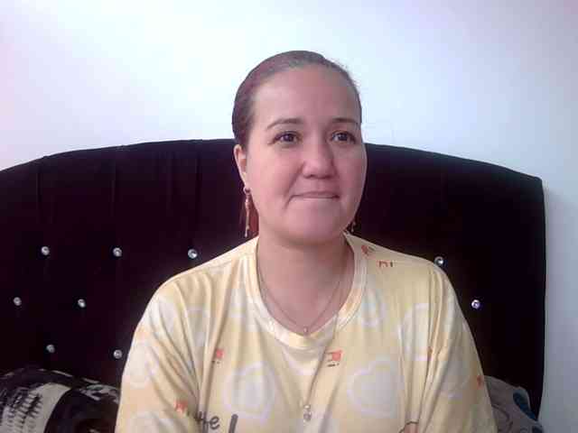 Gabrielajewel1 webcam