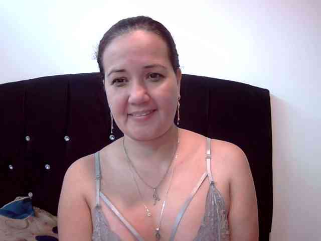 Gabrielajewel1 webcam