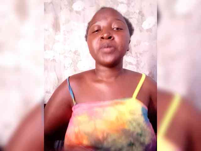 Lesh22 Live Webcam on BongaCams