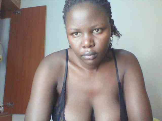 Chococreamm webcam