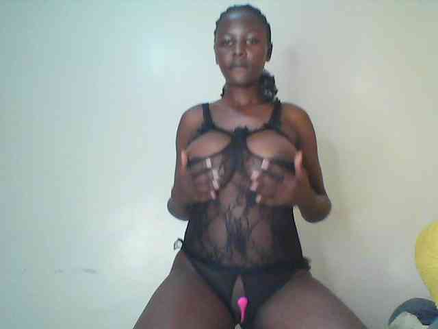 Chococreamm webcam
