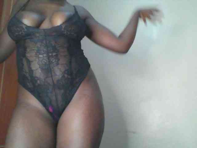 Chococreamm webcam