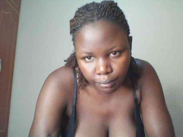 Chococreamm webcam