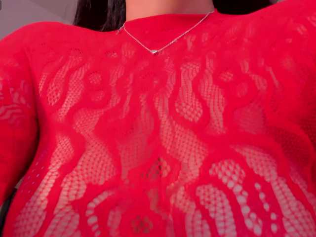 SarahYates's BongaCams show and profile