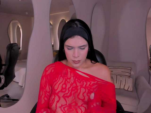 SarahYates's BongaCams show and profile