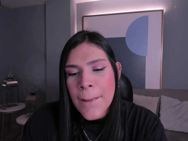 SarahYates's BongaCams show and profile