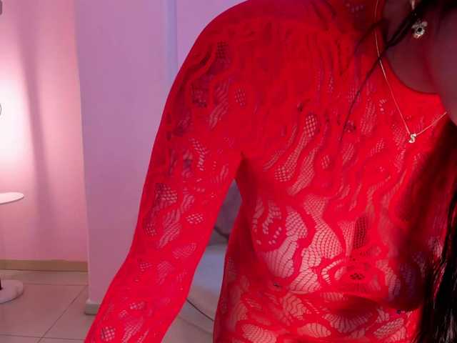 SarahYates's BongaCams show and profile