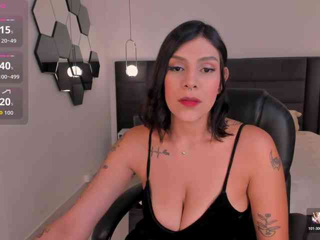 SarahYates bongacams