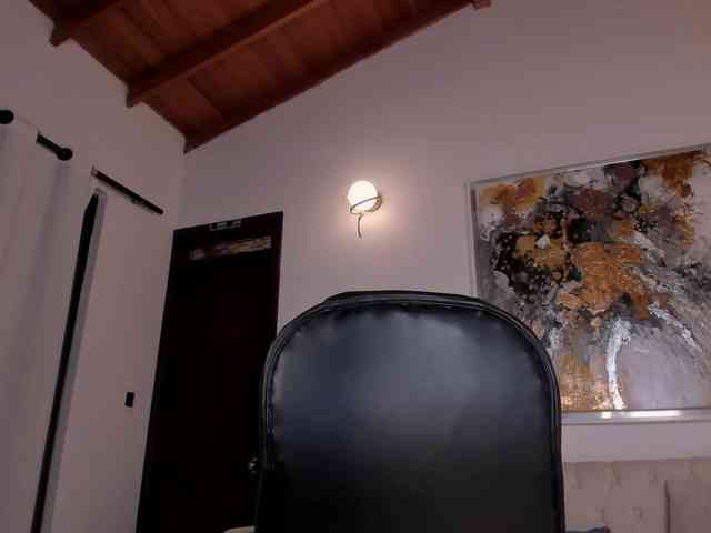 sarahyates webcam