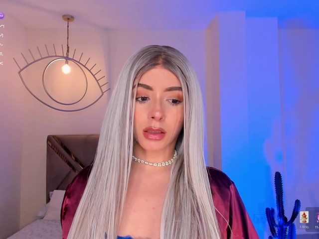 IsabellaMoreau's BongaCams show and profile