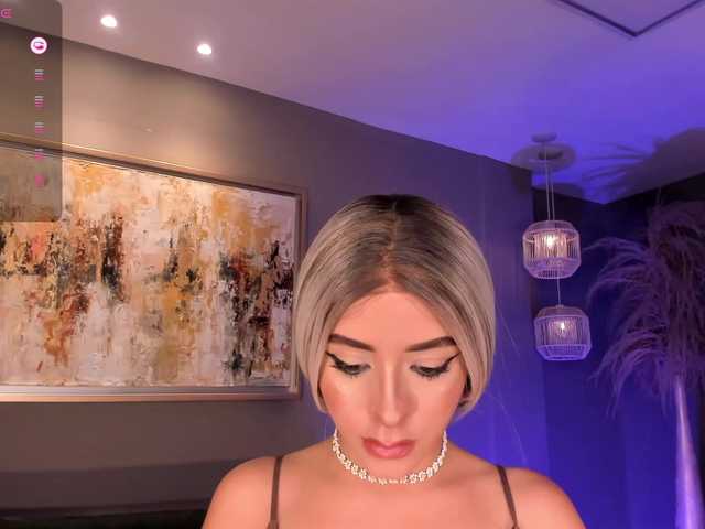 IsabellaMoreau's BongaCams show and profile