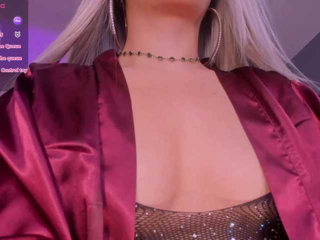 IsabellaMoreau's BongaCams show and profile