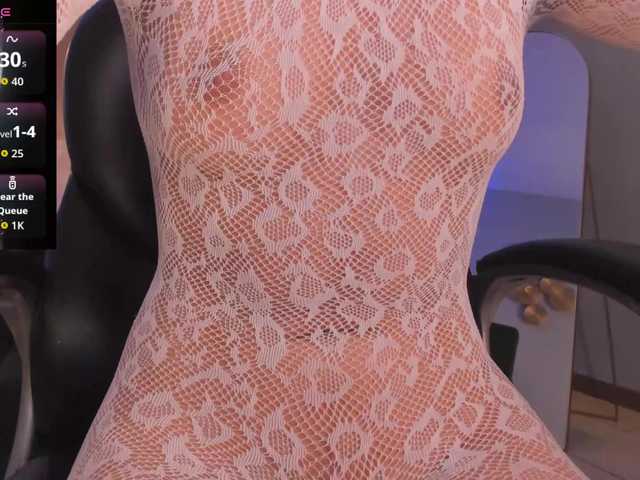 IsabellaMoreau's BongaCams show and profile