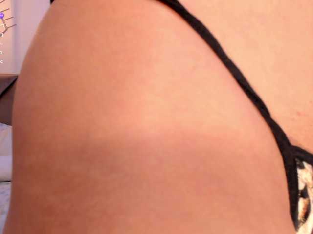 IsabellaMoreau's BongaCams show and profile