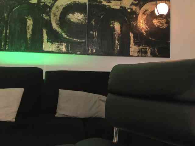 IsabellaMoreau webcam