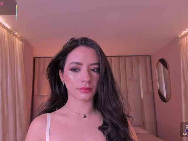 IsabellaMoreau webcam