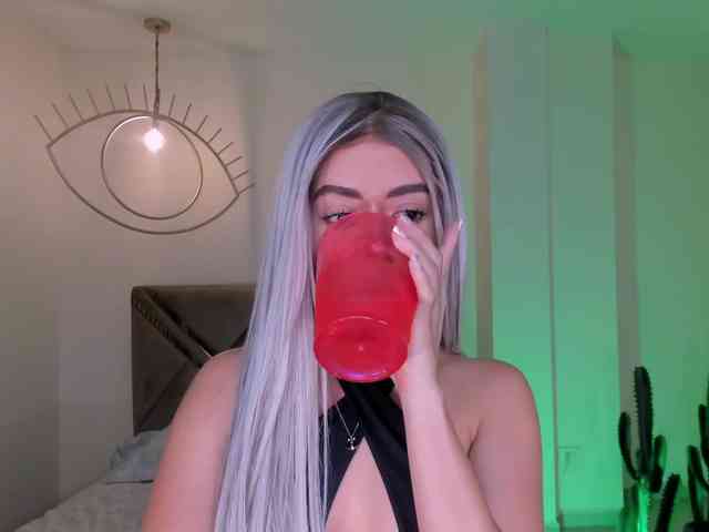 IsabellaMoreau webcam