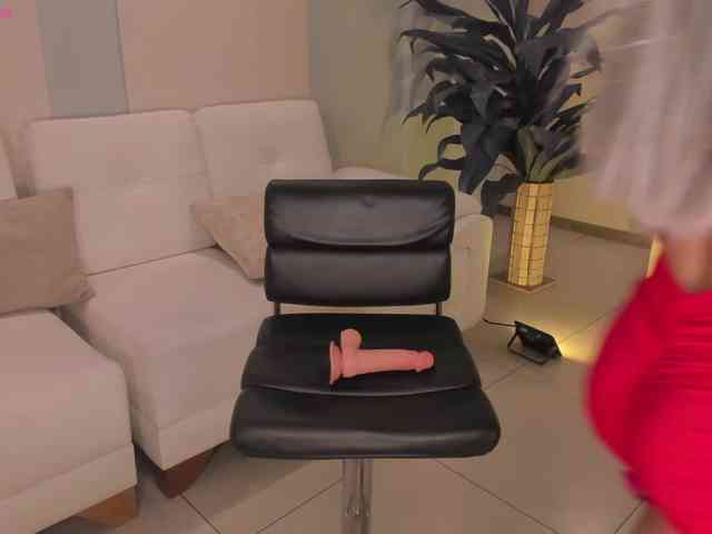 IsabellaMoreau webcam