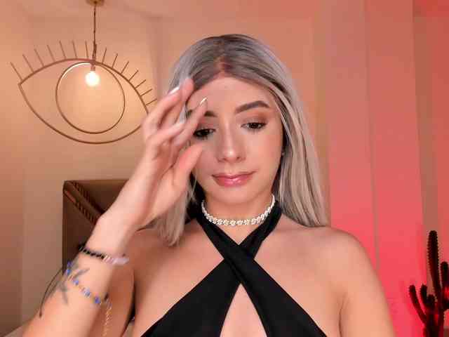 IsabellaMoreau webcam