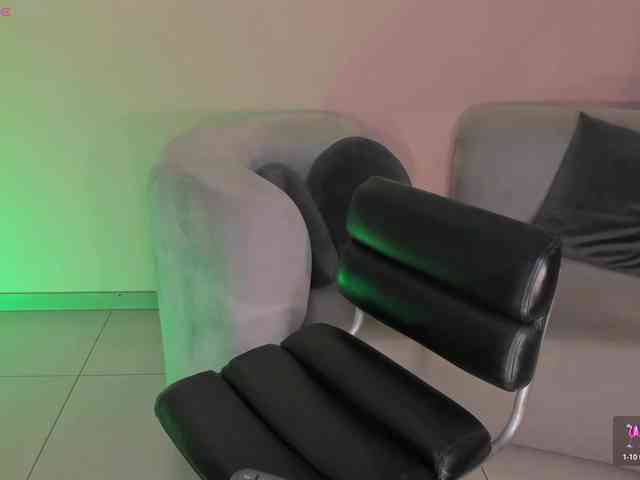 IsabellaMoreau webcam