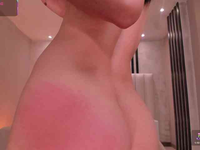 IsabellaMoreau webcam