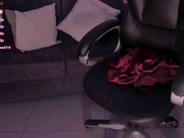 IsabellaMoreau webcam