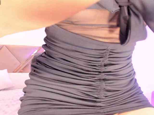 IsabellaMoreau webcam