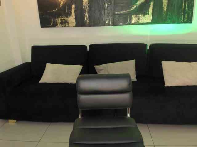 IsabellaMoreau webcam