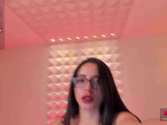 IsabellaMoreau webcam