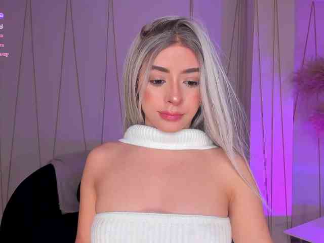 IsabellaMoreau webcam