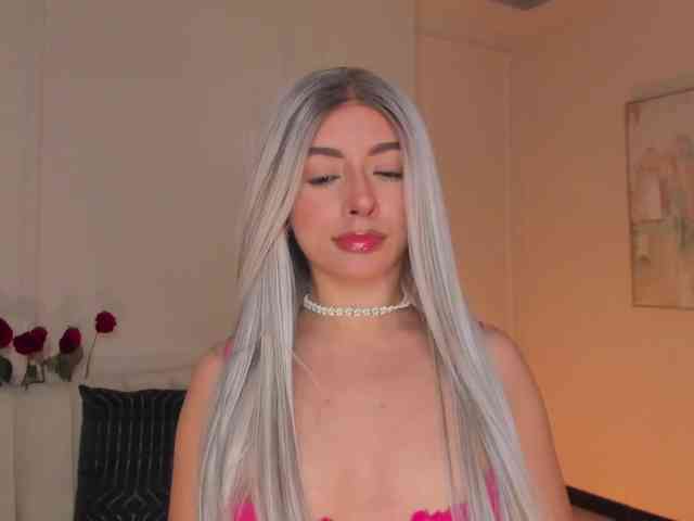 IsabellaMoreau webcam