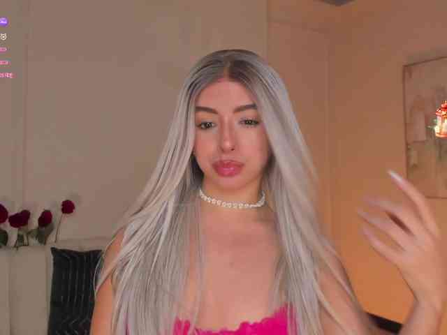 IsabellaMoreau webcam