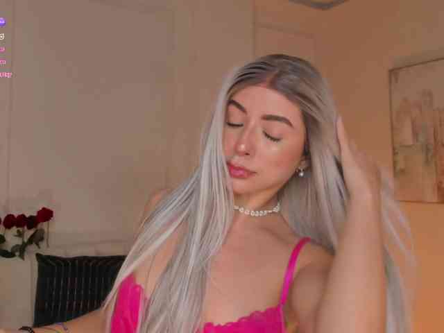 IsabellaMoreau webcam