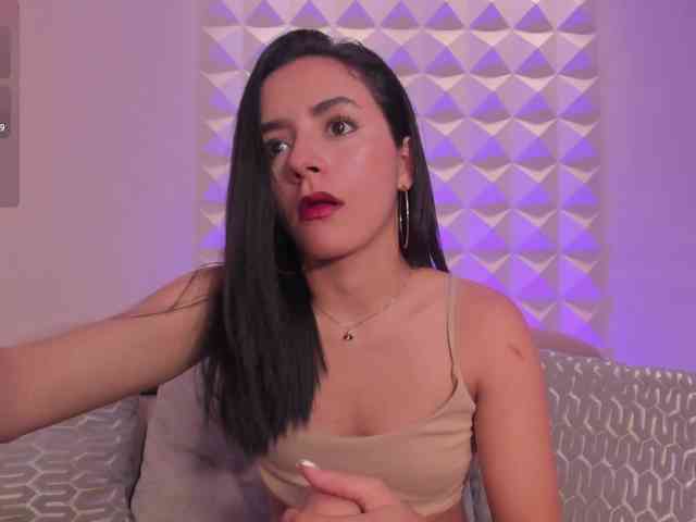 IsabellaMoreau webcam