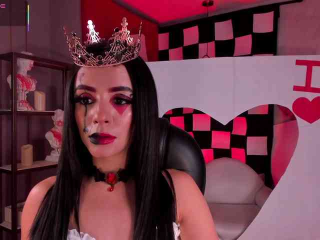 IsabellaMoreau webcam