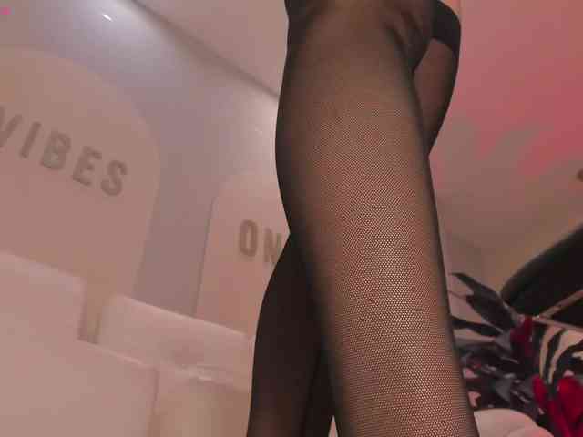 IsabellaMoreau webcam