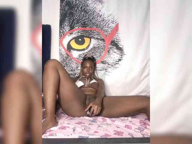 Nasty-cocker webcam