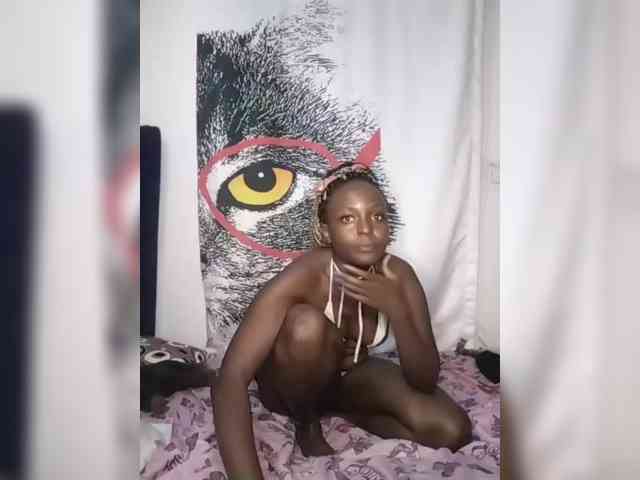 Nasty-cocker webcam