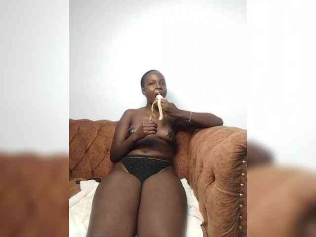 Nasty-cocker webcam