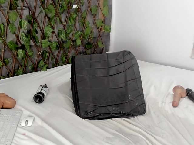 annasex's BongaCams show and profile