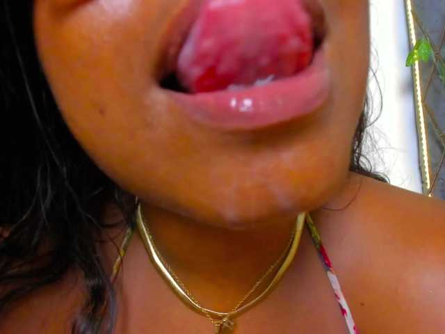 annasex's BongaCams show and profile