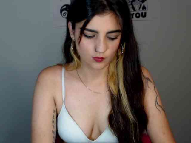 sarahtaylorr webcam